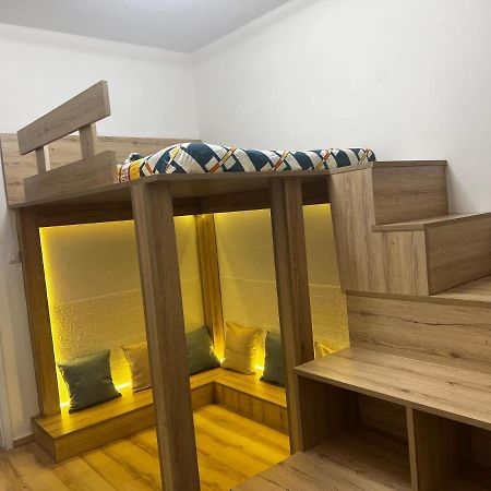 一线海景房seaview Apartment 아르테미다 외부 사진