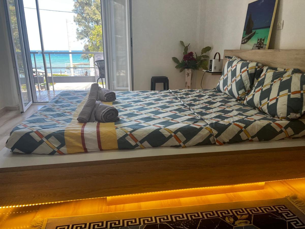 一线海景房seaview Apartment 아르테미다 외부 사진